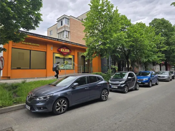 Spațiu comercial Pitești - poza 1