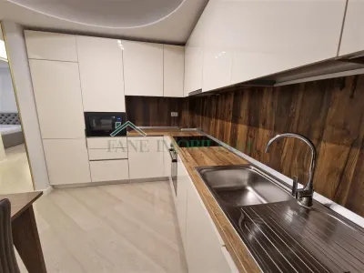 Inchiriere apartament 3 camere Pipera Cortina North - foto 8