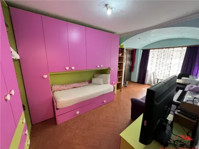 Apartament 3 camere, etaj 2, zona ultracentrala, renovat complet - foto 10