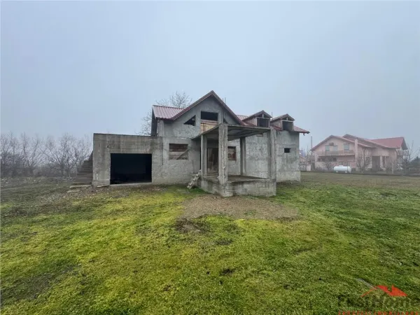 Casă 4 camere Radulesti - poza 1