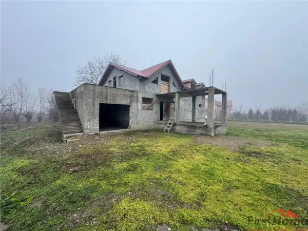 Casă 4 camere Radulesti - poza 2
