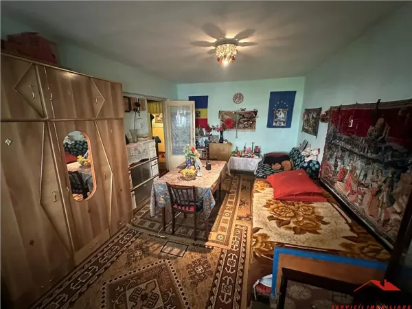 Apartament 4 camere Focșani - poza 1