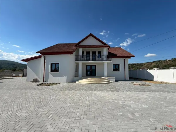 Casă 4 camere Odobești - poza 2