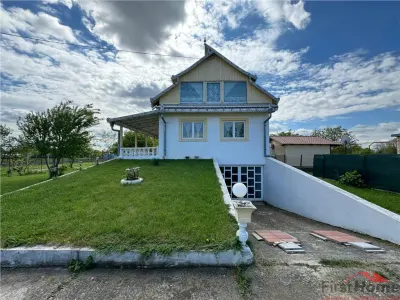 Casa demisol + parter de vanzare in Sat Vadu Rosca - Vulturu - foto 2