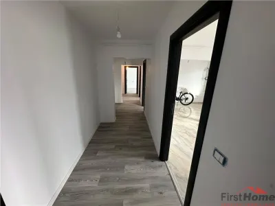 Ap 4 cam, complet renovat NOU, zona Scola nr 3, Al Vlahuta,et 3/4 - foto 14