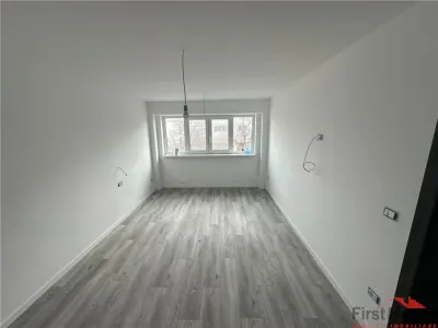 Ap 4 cam, complet renovat NOU, zona Scola nr 3, Al Vlahuta,et 3/4 - foto 9