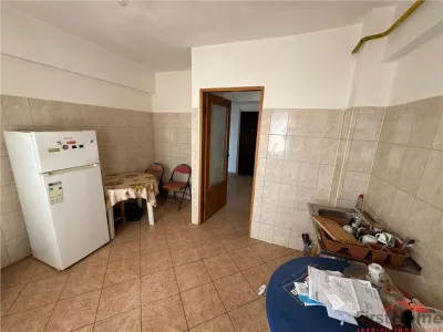 Apartament 2 camere, 60mp  , etaj 4 cu acoperis - foto 2