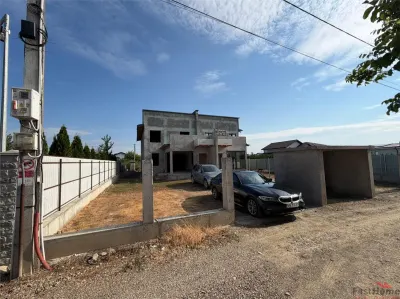 Vila P+1 duplex de vanzare in Vanatori cu utilitati - foto 10