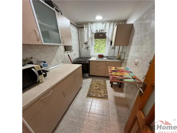 Apartament 4 camere Focșani - poza 2