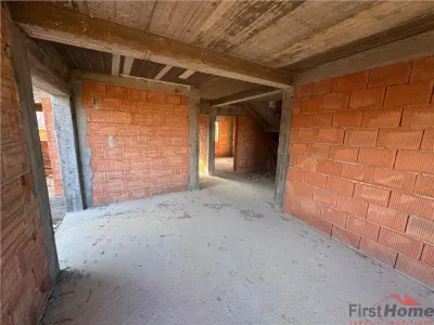 Casa Cimpinianca, LA ROSU, 226 mp construiti, 377 mp teren - foto 9