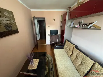 Apartament 3 camere, Piata Sud, etaj 3, renovat si mobilat complet - foto 9