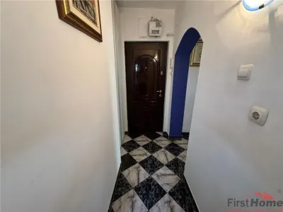 Apartament 2 camere, 54mp, etaj 4 cu acoperis - Central - - foto 15