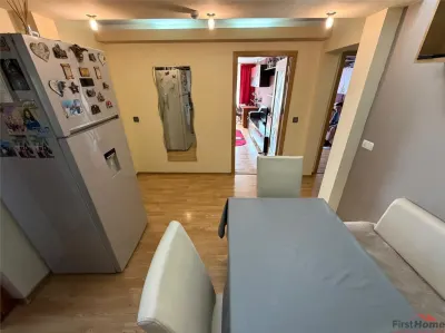 Apartament 3 camere, zona Ultracentrala , etaj 3 cu acoperis - foto 4