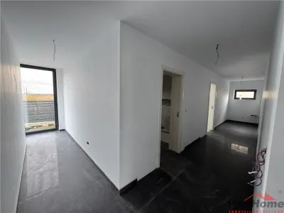 Casa P+M de vanzare in Campineanca (strada asfalata) - foto 13