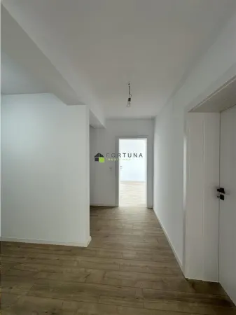 Apartament 3 camere Ploiești - poza 9
