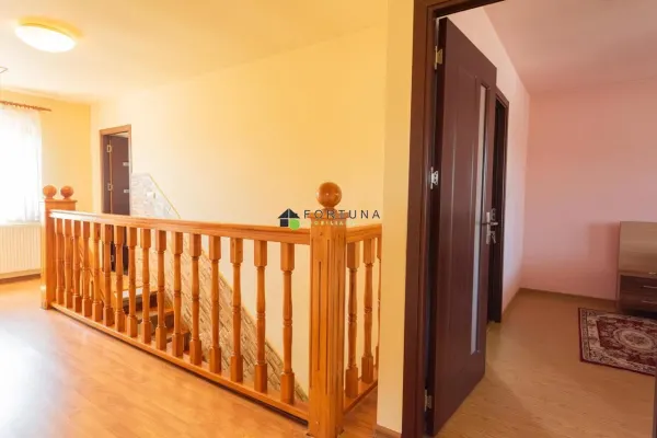 Casă 4 camere Sânpetru - poza 5