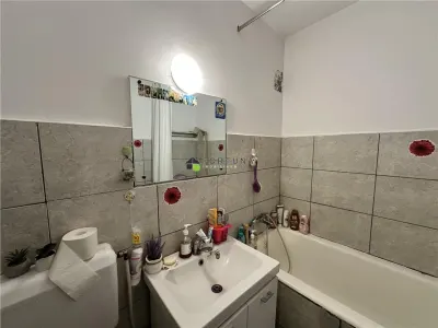 Apartament 2 camere de vânzare - zona Democratiei - foto 10