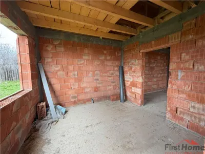Casa la rosu din caramida de vanzare in comuna Carligele - foto 11