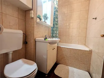 REZERVAT! Apartament cu 3 camere zona Astra - Planete, mobilat si utilat - foto 13