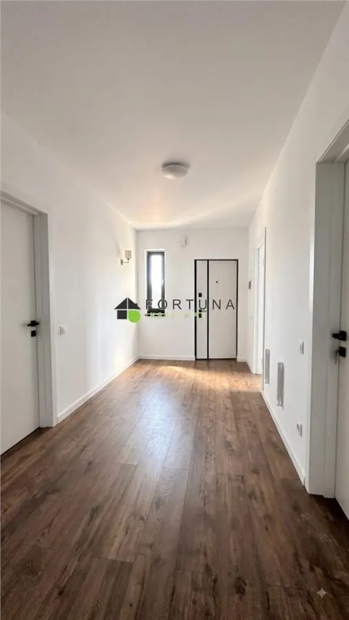Apartament 3 camere Brașov - poza 1