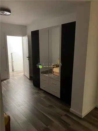 Apartament 3 camere Brașov - poza 8