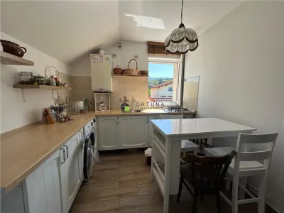 Apartament 2 camere, la casa, Cristian - foto 6