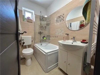Apartament 2 camere, la casa, Cristian - foto 10
