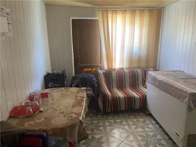 Spatiu comercial  situat in comuna Reghiu cu suprafata de 88 mp si magazie de 100 mp - foto 5