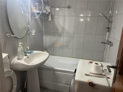 Apartament 3 camere , zona cartier Sud ,et 2/4 , decomandat , imbunatatit - foto 18
