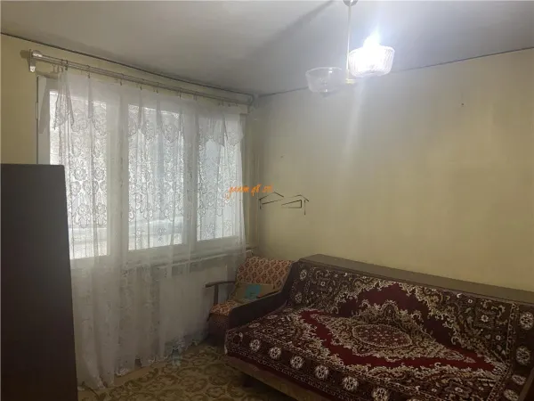 Apartament 3 camere Focșani - poza 1