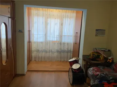 Apartament 2 camere ,56 mp, zona Longinescu , decomandat, imbunatatit , liber - foto 8