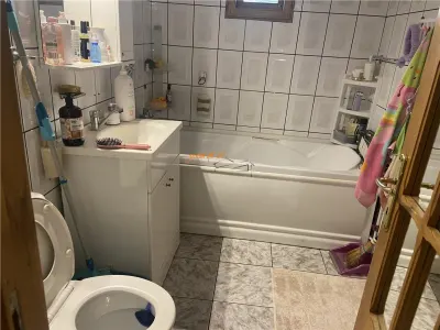 Apartament 3 camere , zona ultracentrala - Primaria Focsani , 83 mp , imbunatatit - foto 15