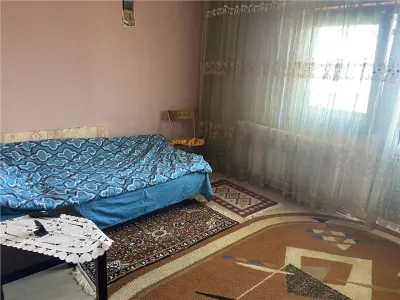 Apartament 3 camere , zona Gara- str Longinescu ,76 mp ,2 balcoane - foto 9