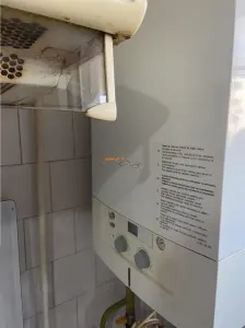 Apartament 3 camere in Focsani , zona centrala, et 2/4 , decomandat , 77 mp , liber , mobilat - foto 12