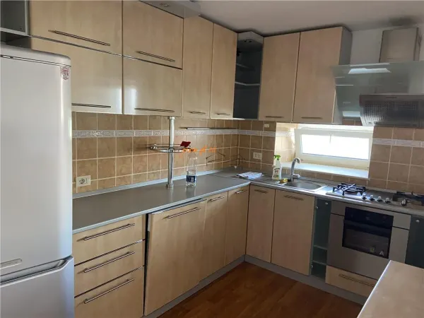 Apartament 4 camere Focșani - poza 1