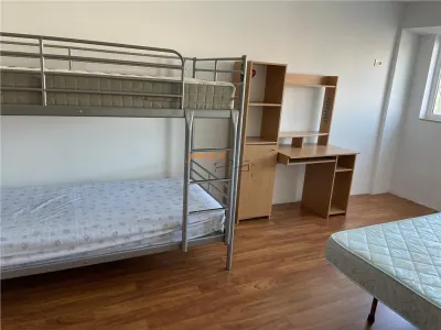 Apartament 4 camere transformat in 3 camere , zona ultracentrala Piata Moldovei , et 1/4 , 92 mp , imbunatatit - foto 6