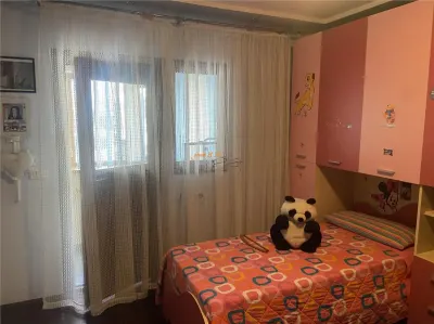 Apatament 2 camere , zona Spitalul Militar , et 1/3 , decomandat , imbunatatit , mobilat integral - foto 9