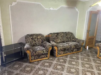 Apartament 3 camere , zona b-dul Brailei - hipermarket Kaufland , parter , liber, 74 mp , pret fix - Focsani
