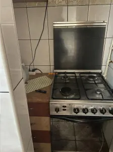 Apartament 3 camere , zona b-dul Brailei - hipermarket Kaufland , parter , liber, 74 mp , pret fix - foto 6