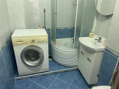 Apartament 2 camere , cartier Sud , decomandat , 43 mp, centrala termica proprie - foto 11