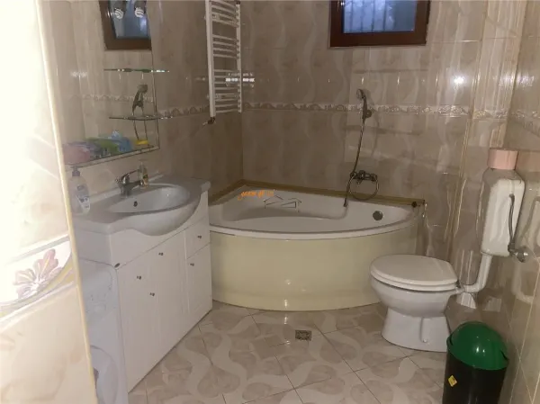 Casă 11 camere Câmpineanca - poza 21
