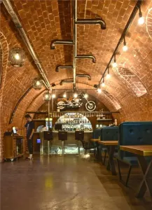 Spatiu comercial situat in zona sat Petresti , actual restaurant cu suprafata 140 mp ,dotat si utlat complet, teren 432 mp - foto 6