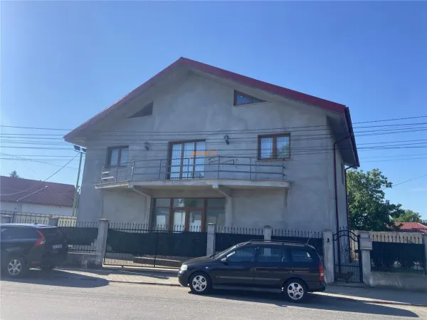 Casă 6 camere Golești - poza 3