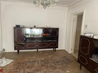 Apartament 3 camere , zona Primaria Focsani , decomandat , centrala termica proprie - Focsani