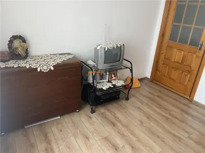 Apartament de vanzare , zona Cartier Aviatorilor , 83 mp , 2 balcoane - foto 10