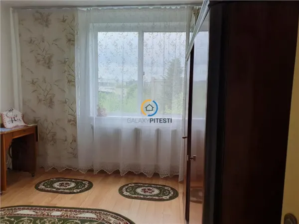 Apartament 3 camere Pitești - poza 3
