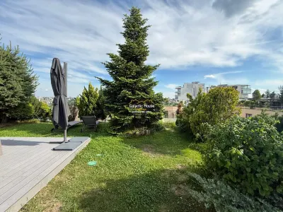 Triplex Vedere Lac Gradina Proprie 2 Locuri Parcare Subterana - foto 1
