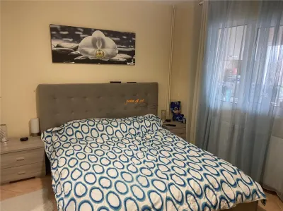 Apartament 2 camere , cartier Sud , 56 mp , decomandat , renovat - foto 13