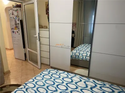 Apartament 2 camere , cartier Sud , 56 mp , decomandat , renovat - foto 14