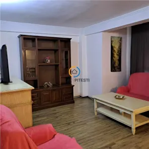 De inchiriat apartament in vila zona Stadion, etaj 1 - foto 3